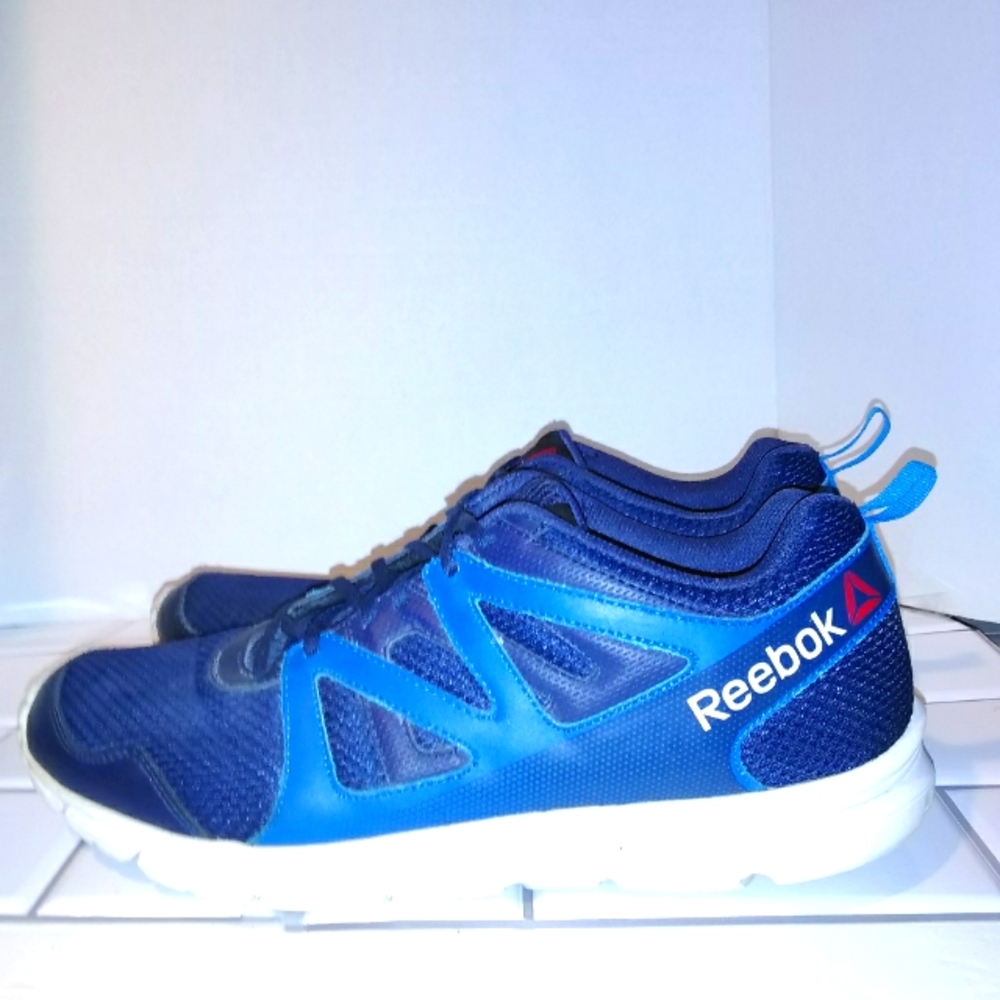 Reebok Comfort Tech Sneakers